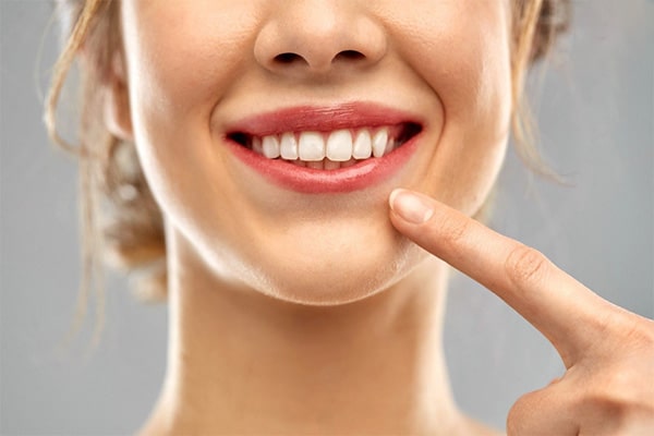 Bản chất của phương pháp tẩy trắng răng là sử dụng chất oxy hóa